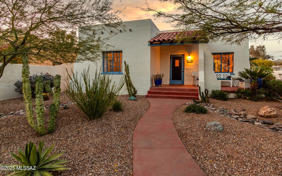 2349 E 3rd St, Tucson, AZ 85719 - photo 1