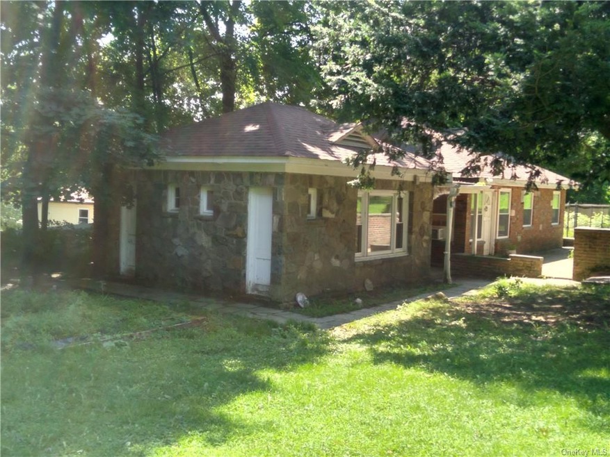 44 Claire Dr unit 44, Monroe, NY 10950 - photo 1