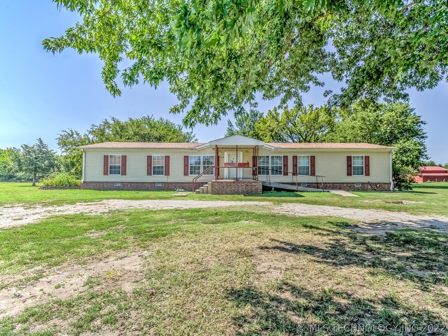 2437 Yorman Rd, Bartlesville, OK 74006 - photo 1