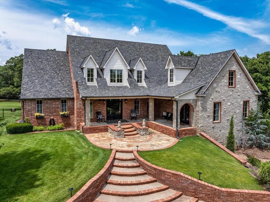 Sold $1,050,000 • Co-Listing Agent