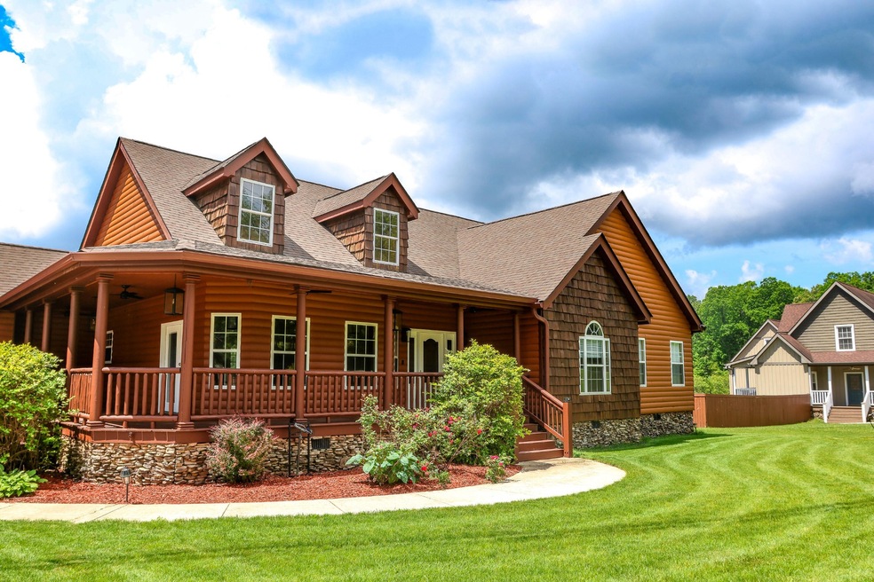 Sold $580,000 • Co-Listing Agent