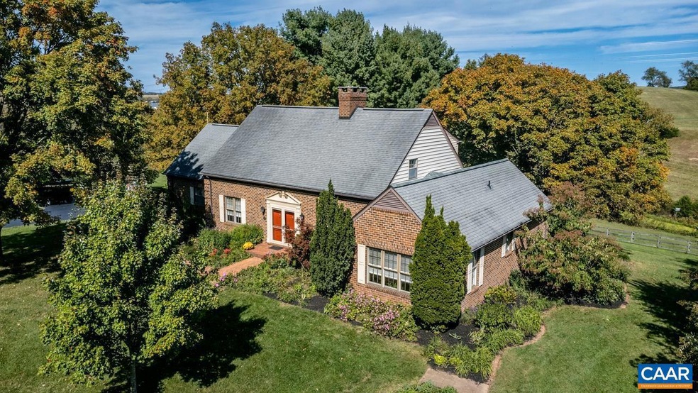 1732 Hermitage Rd, Waynesboro, VA 22980 - photo 1