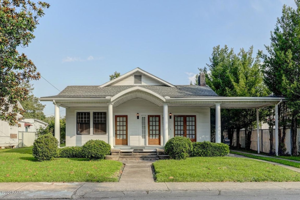 218 Center St, New Iberia, LA 70560 - photo 1