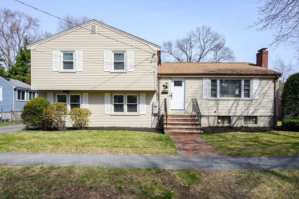 11 Christopher Dr, Milton, MA 02186 - photo 1