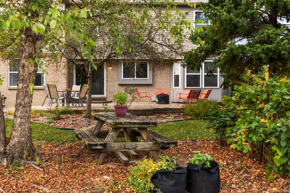 Under Contract $474,999