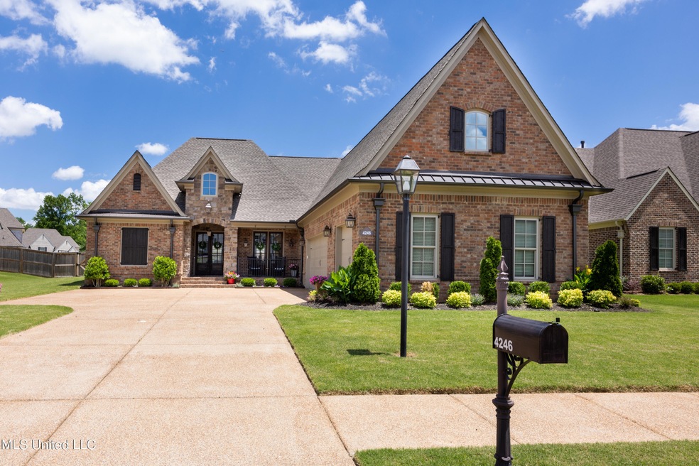 4246 Lundy Bend W