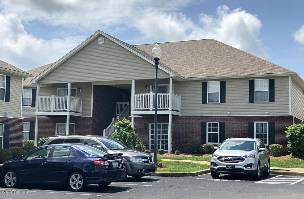 171 Central Blvd unit 32, Mount Washington, KY 40047 - photo 1