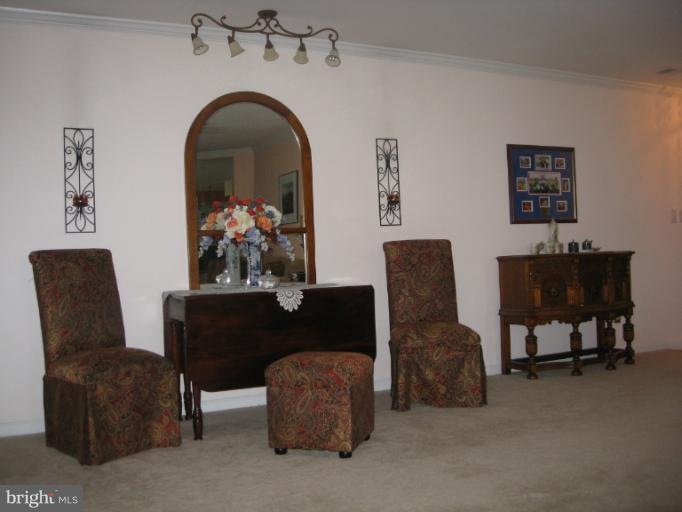 8050 Lisle Dr unit 223, Manassas, VA 20109 - photo 1