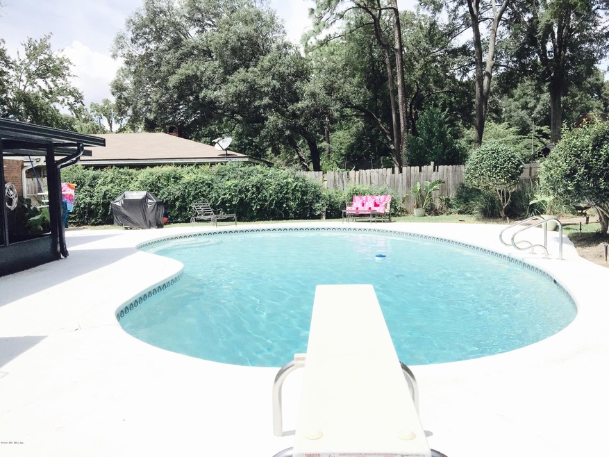 1017 Parkridge Cir E, Jacksonville, FL 32211 - photo 1