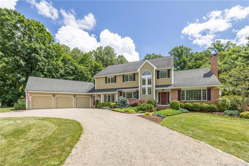 Circular driveway