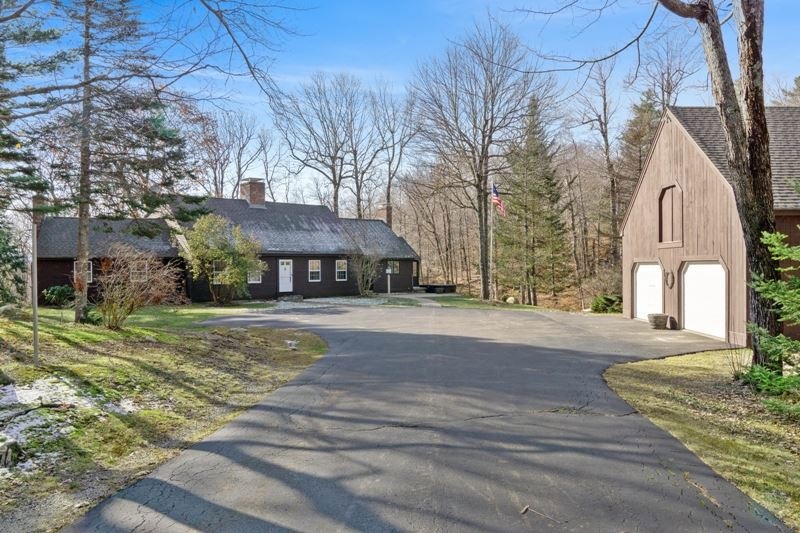 489 Morgan Hill Rd, New London, NH 03257 - photo 1