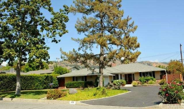 On the foothills of the San Gabriel mountains, exp