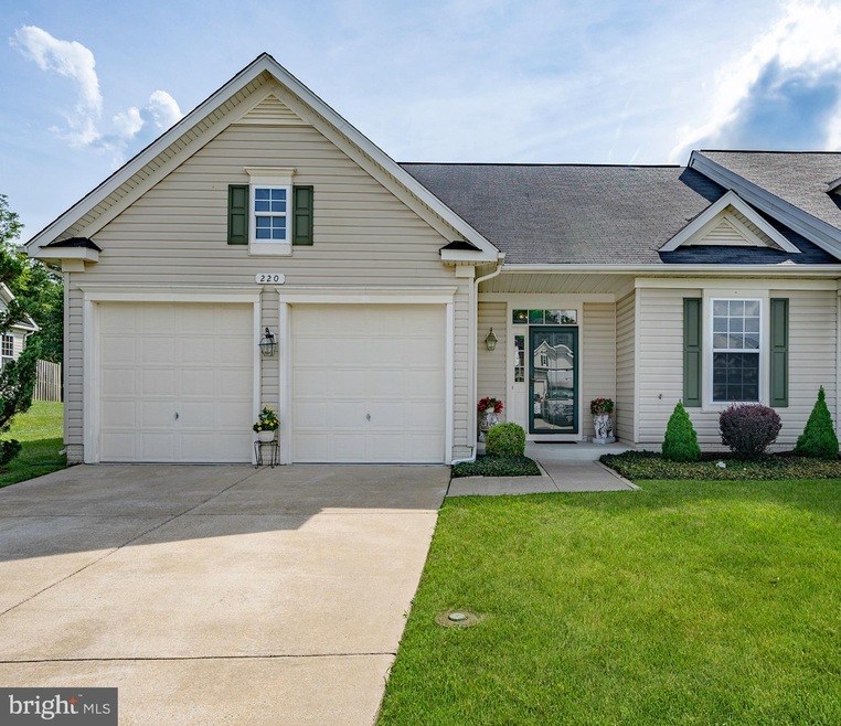 220 Spanish Oak Rd, Stephens City, VA 22655 - photo 1