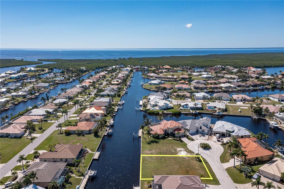 1237 Whippoorwill Ct, Punta Gorda, FL 33950 | MLS# MFRC7482458 | Homes.com