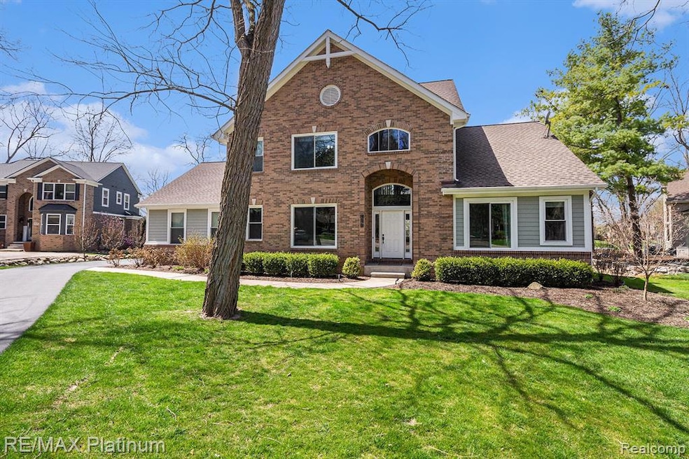 4579 Oak Tree Court