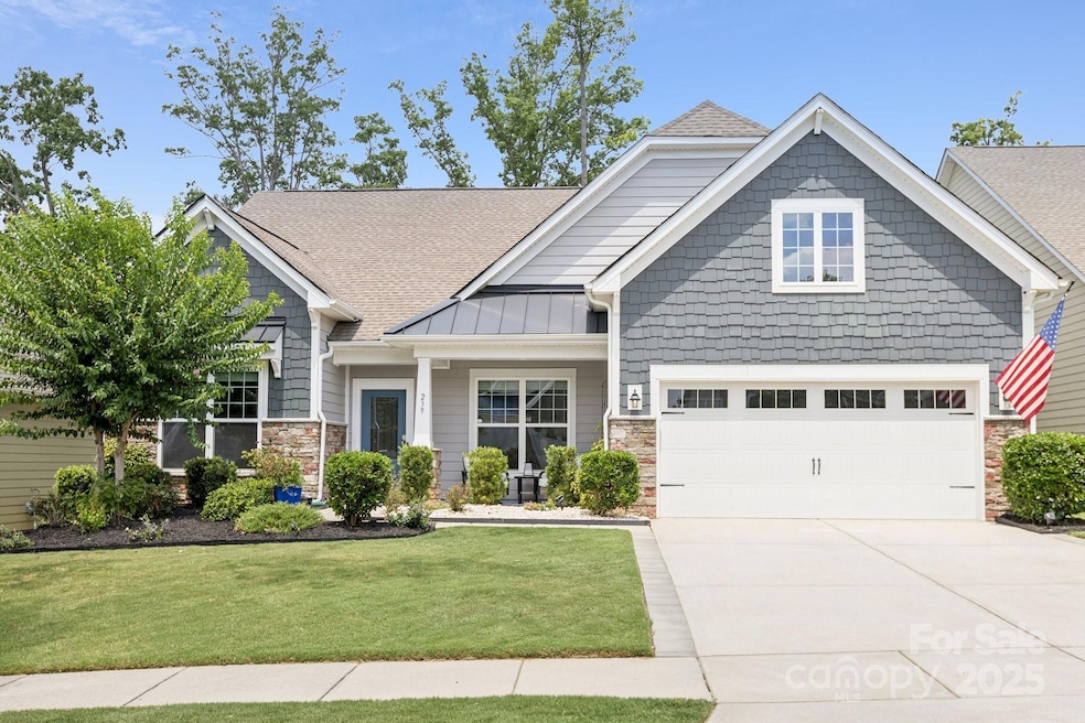 239 Kentmere Ln, Clover, SC 29710 - photo 1