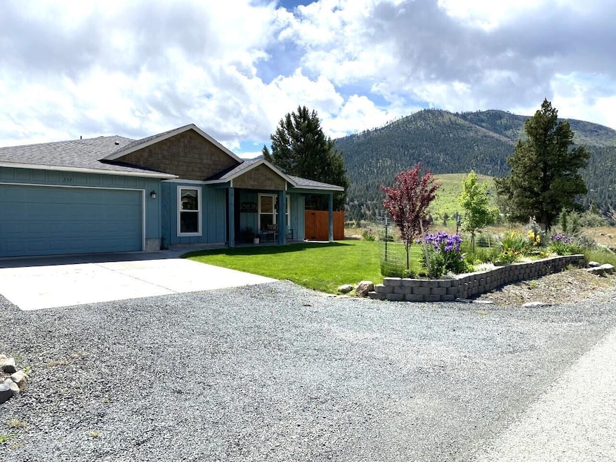 232 Elkview Dr, Canyon City, OR 97820 - photo 1