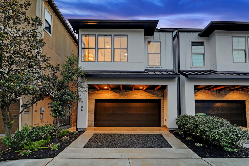 2106 Hazard St, Houston, TX 77019 - photo 1