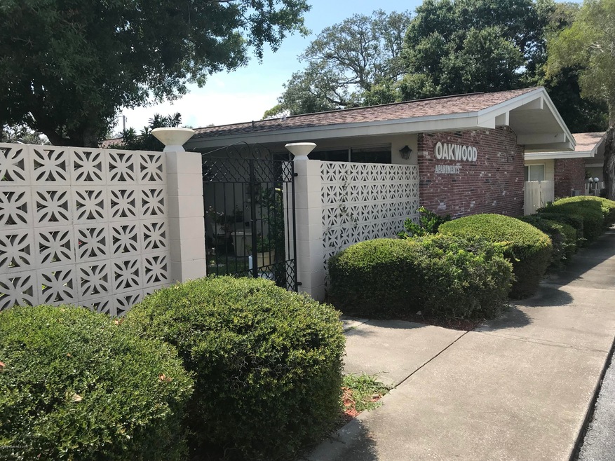 Oakwood Apts