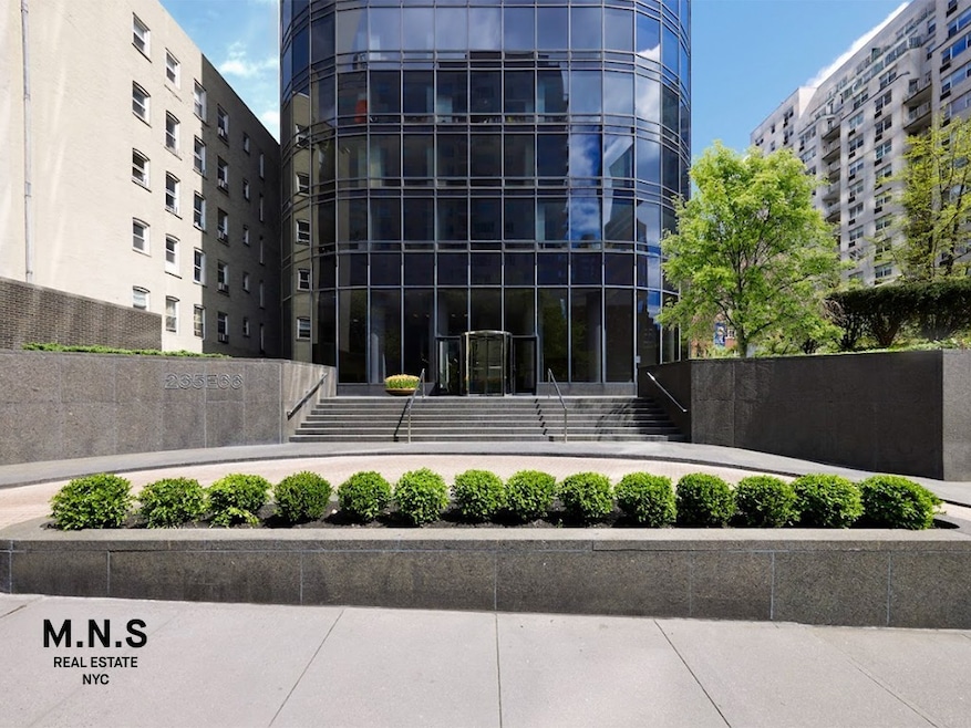 265 E 66th St unit 37-E, New York, NY 10065 - photo 1