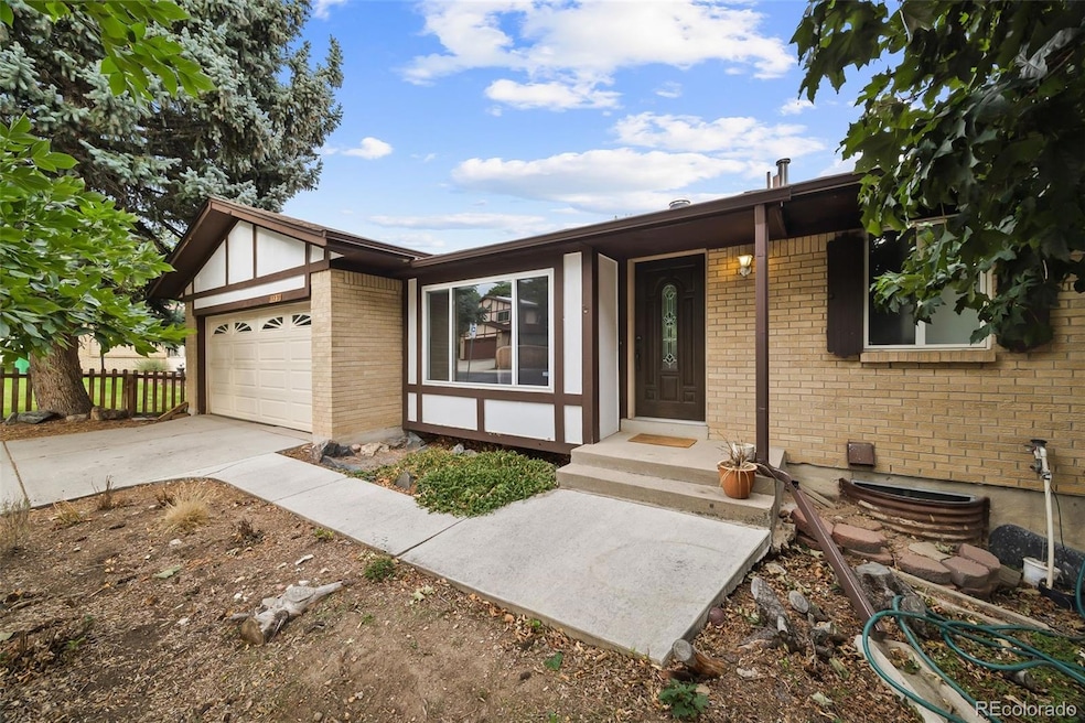 For Sale $699,000 • Co-Listing Agent