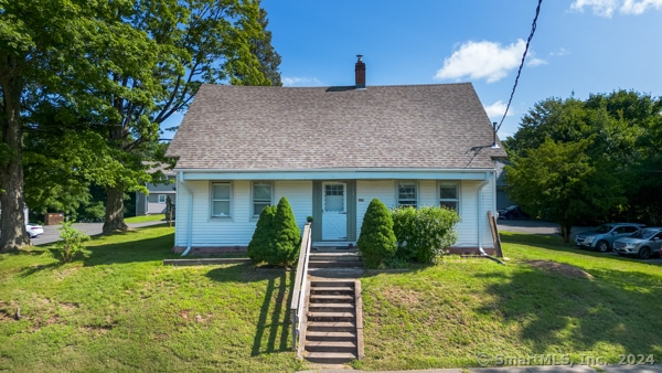 738 Center St, Wallingford, CT 06492 - photo 1