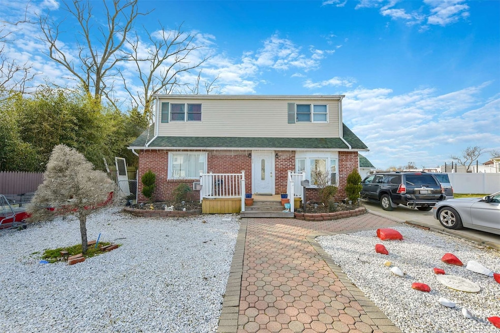 480 West Dr, Copiague, NY 11726 - photo 1