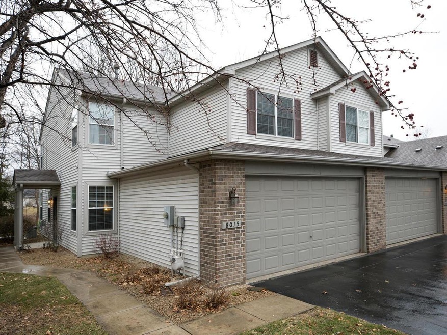 Well maintained end unit townhome
