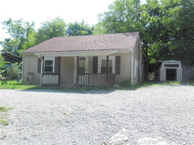 1029 Morton St, Shelbyville, TN 37160 - photo 1