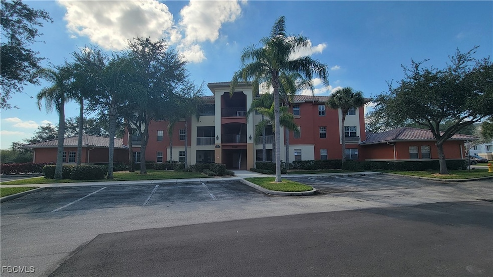 3953 Pomodoro Cir unit 202, Cape Coral, FL 33909 - photo 1