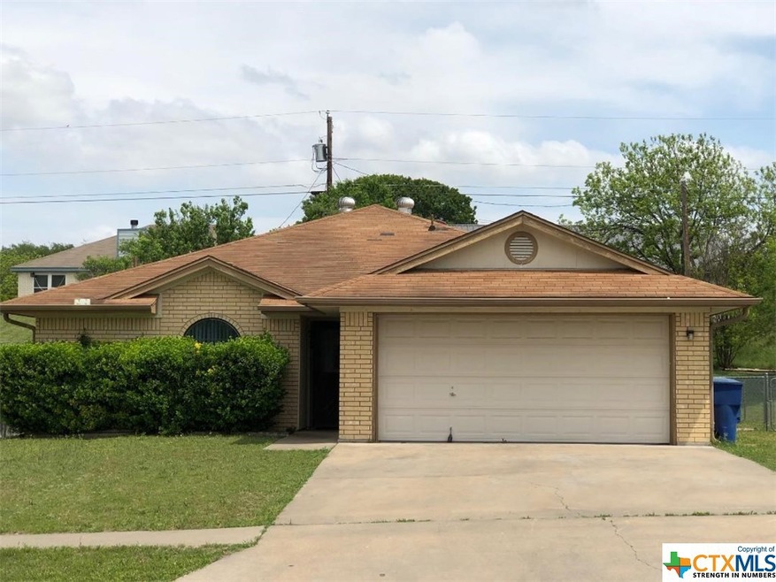 210 Wagontrain Cir, Copperas Cove, TX 76522 - photo 1