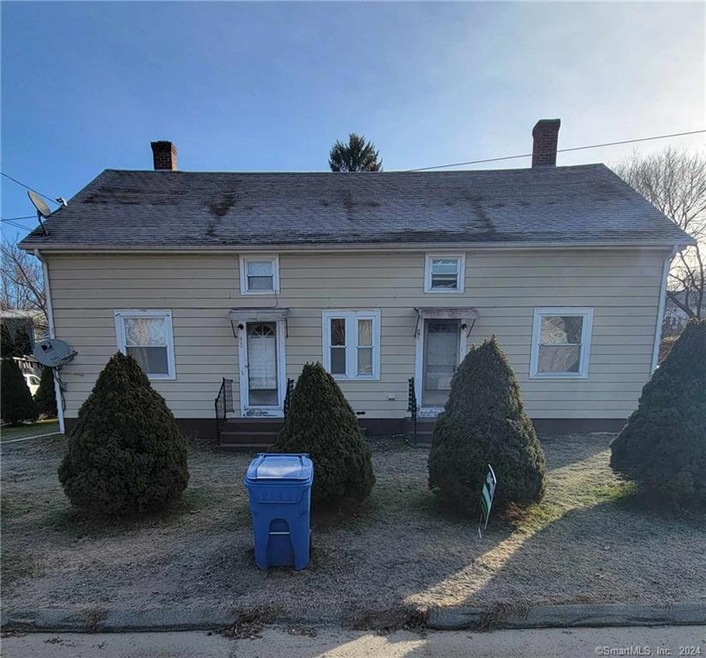 2 Family Street View