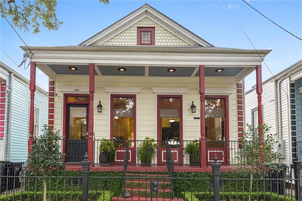 Exterior with beautiful front yard