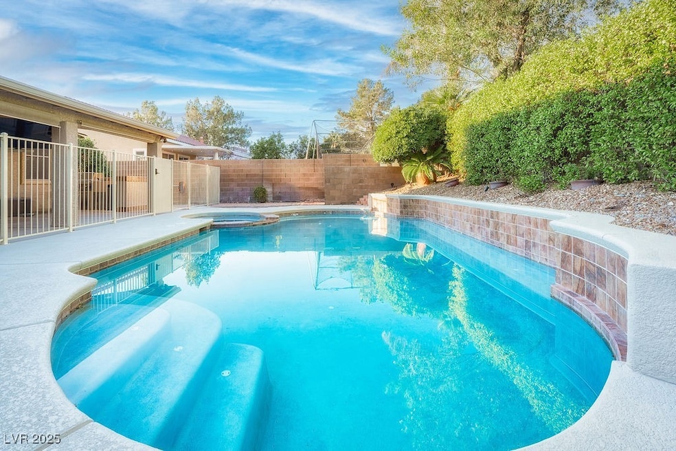 8705 Glistening Pond St, Las Vegas, NV 89131 - photo 1