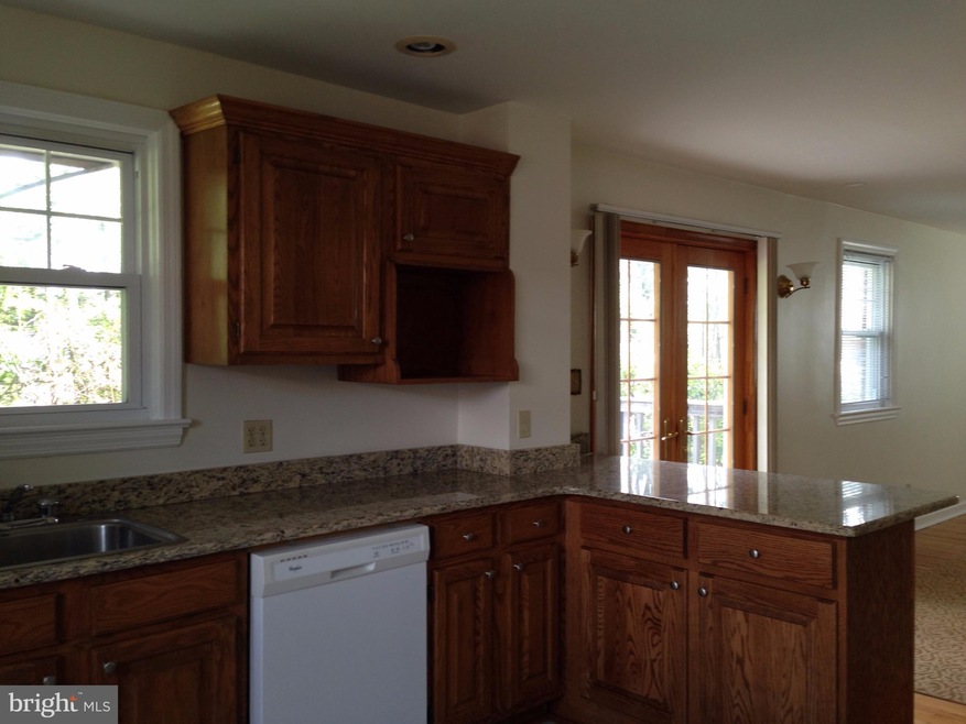 57 Wentworth Ln, Bryn Mawr, PA 19010 - photo 1