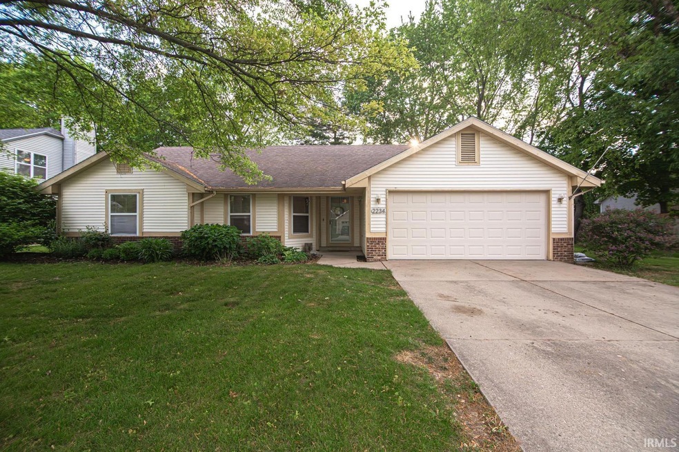 2234 Wake Robin Dr, West Lafayette, IN 47906 - photo 1