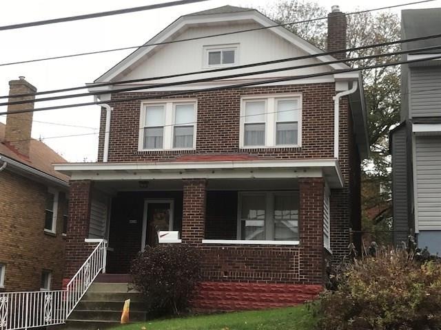 Welcome to updated and beautifully maintained 2843