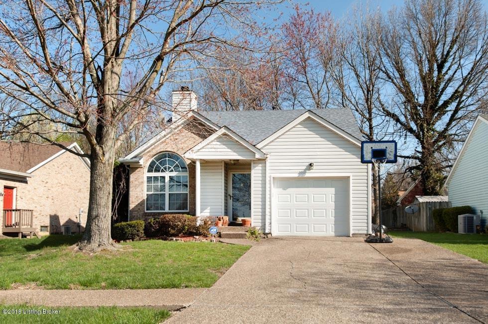 8003 Apple Valley Dr, Louisville, KY 40228 - photo 1