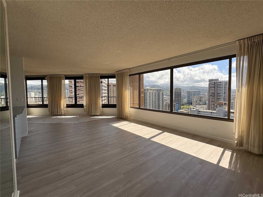 Discovery Bay Center unit 3616, Honolulu, HI 96815 - photo 1