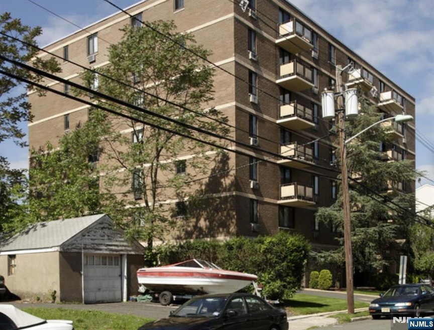 For Rent $1,950/month