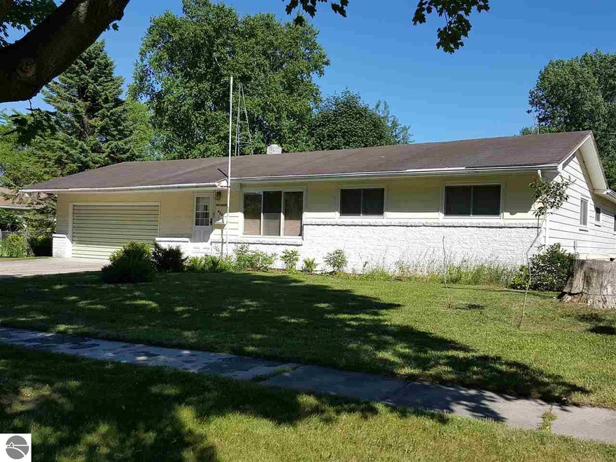 406 Otsego St, Oscoda, MI 48750 - photo 1