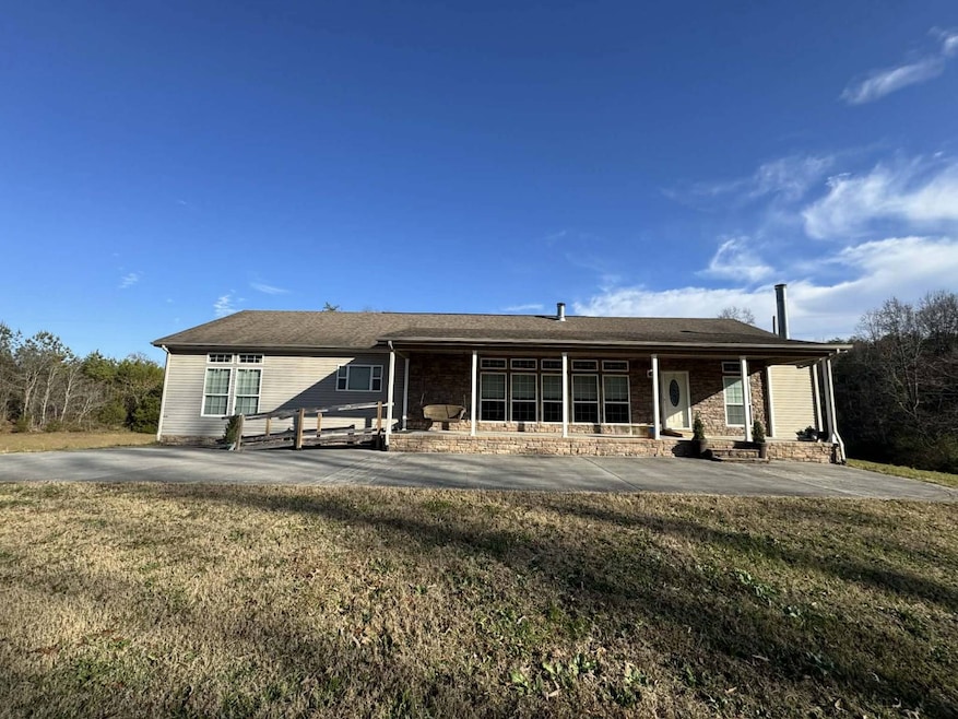 478 Bowman Ln, Decatur, TN 37322 - photo 1