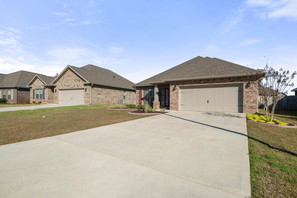 656 Teal ST