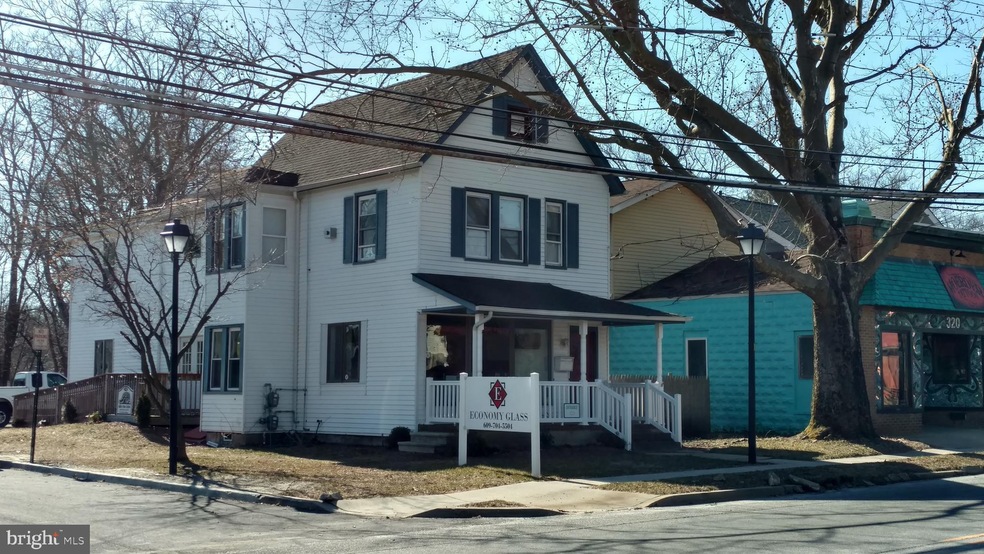 318 12th St unit 2ND FLOOR, Hammonton, NJ 08037 - photo 1
