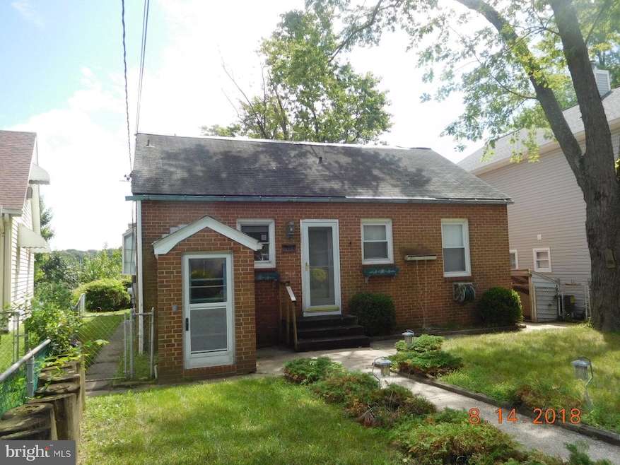 1234 Hillside Rd, Pasadena, MD 21122 - photo 1