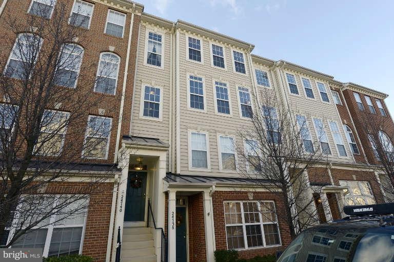 24740 Stone Station Terrace, Stone Ridge, VA 20105 - photo 1