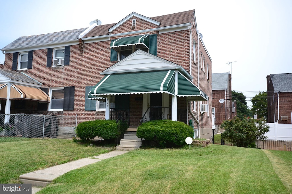 823 Arbor Rd, Lansdowne, PA 19050 - photo 1