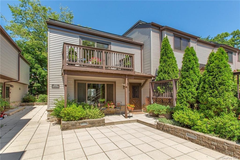 72 Shawnee Ave unit 20, Yonkers, NY 10710 - photo 1