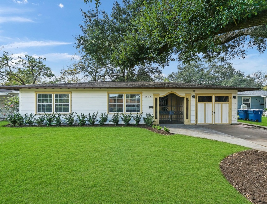 1508 West St, Rosenberg, TX 77471 - photo 1