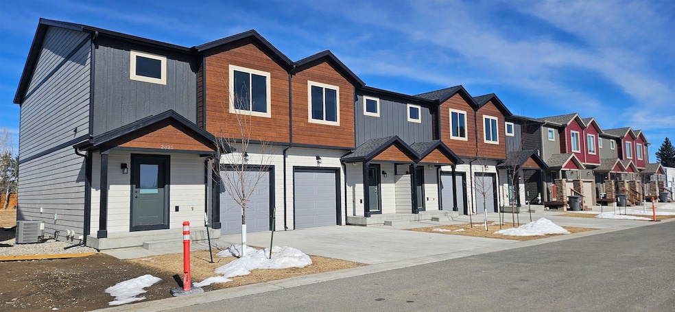 For Sale $394,900 • Co-Listing Agent
